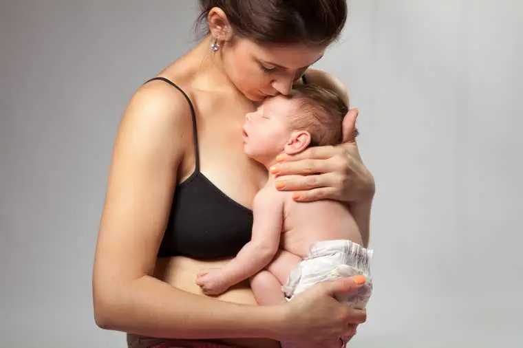 ANNELİK ESTETİĞİ (MOMMY MAKEOVER) NEDİR?